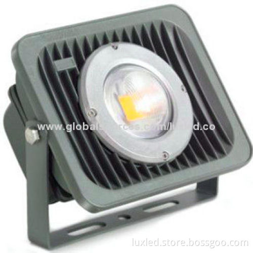 LED Floodlight/Lamp, 30W, Bridgelux Chip, Factory Price with 3-5-year Warranty